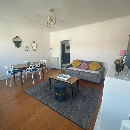 Chez Ca&ro, Apt Lumineux Entre Et Mer Apartament *