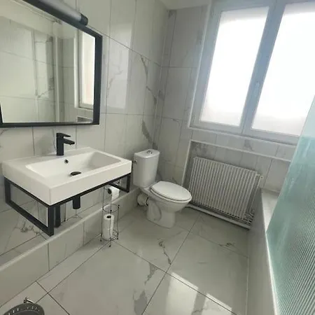 Apartament Chez Ca&ro, Apt Lumineux Entre Et Mer *